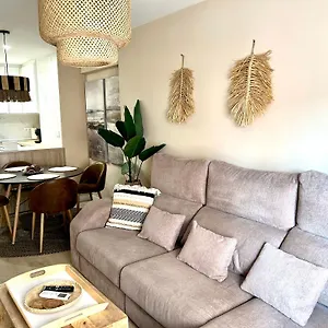 Piso Centrico En Calle Luis Vives 1, Apartamento
